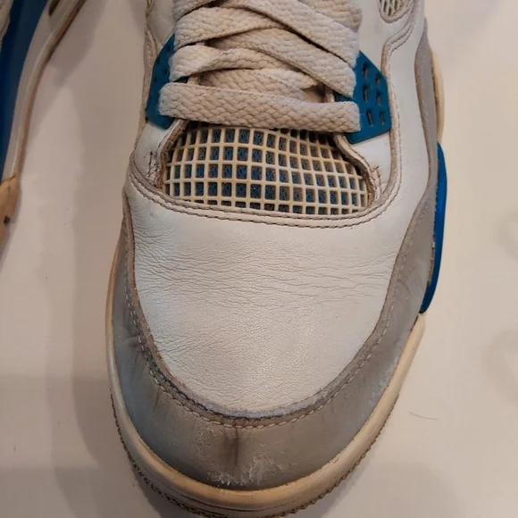 2012 JORDAN 4 RETRO MILITARY BLUE 10M PRE-OWNED HAS FLAWS SEE PICS - Picture 7 of 10